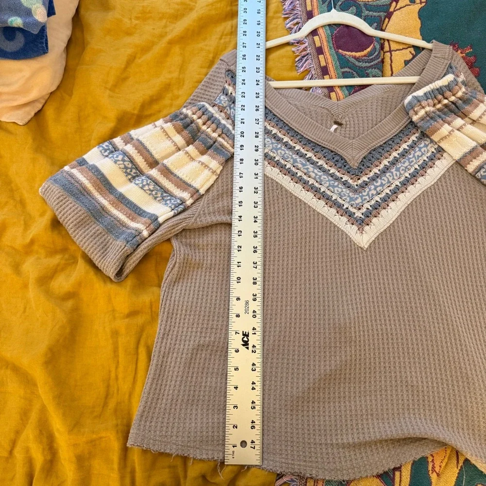 Free‎ People We The Free Waffle Knit Boho Crochet V-Neck Top Taupe Blue Large